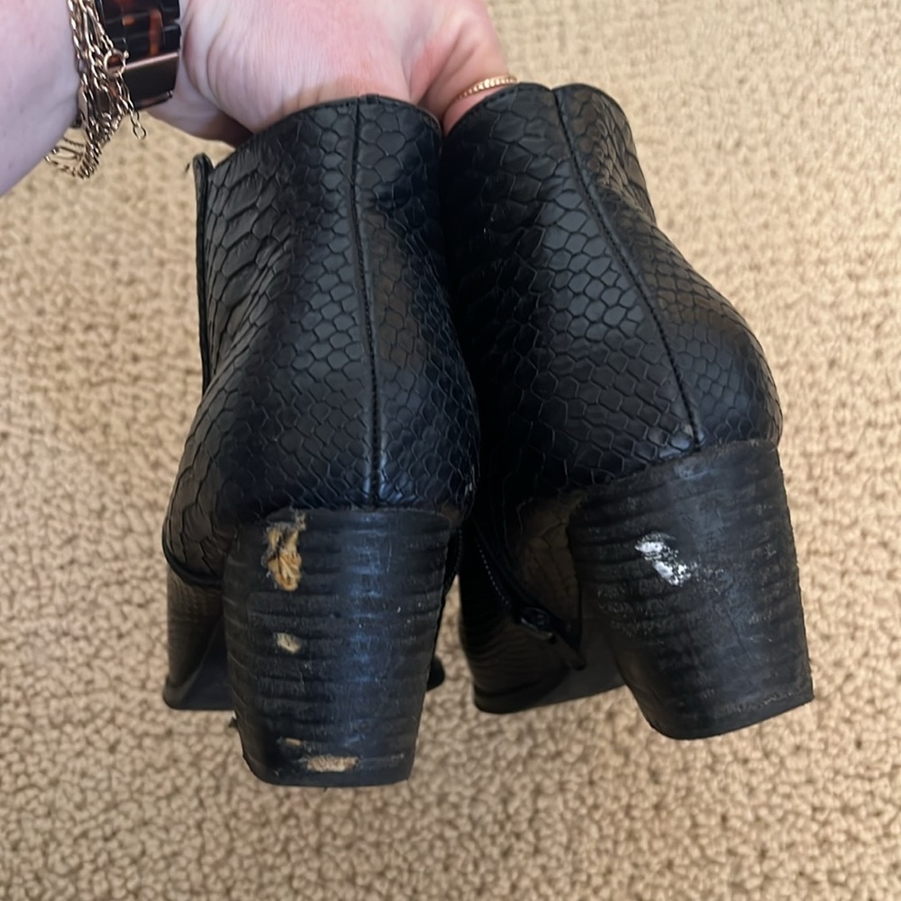 Black booties - Picture 4 of 4
